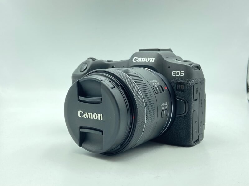 Canon EOS R8 Mirrorless Camera RF24-50mm F4.5-6.3 is STM Lens Kit, Full-Frame Hybrid Camera, 24.2 Megapixel CMOS Image Sensor - Image 6